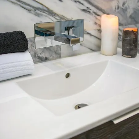 Tahiti - Com Vista Mar, Piscina Infinita E Jacuzzi Em Villa *