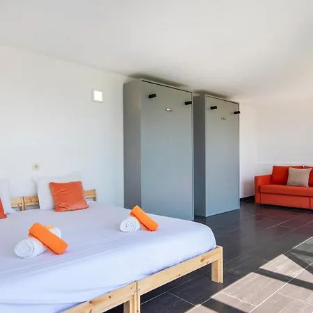 Villa Tahiti - Com Vista Mar, Piscina Infinita E Jacuzzi Em *